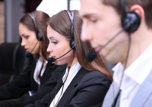 busy-call-center-agents