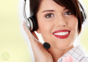female-spanish-call-centers-agent