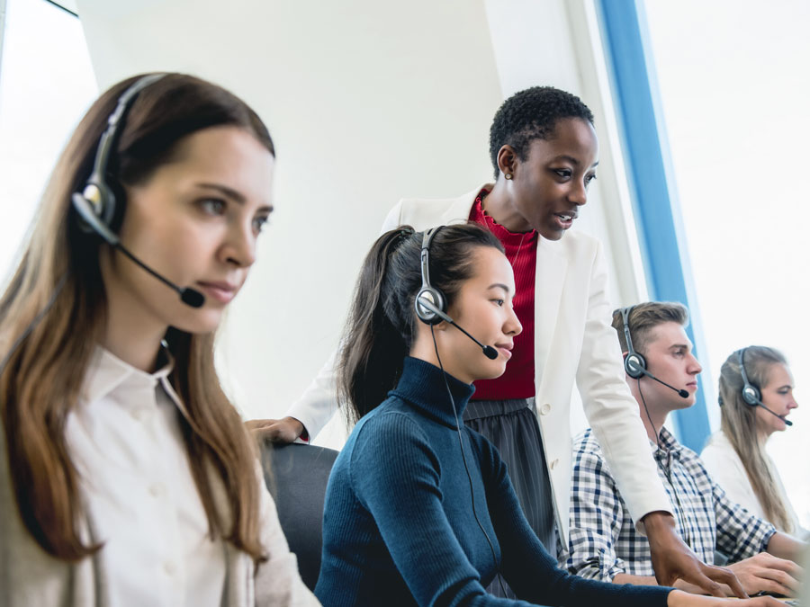 customer support team in onshore outsourcing call center