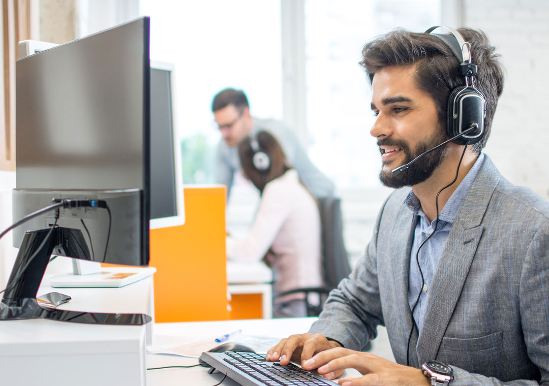 tech support outsourcing agent busy in call center