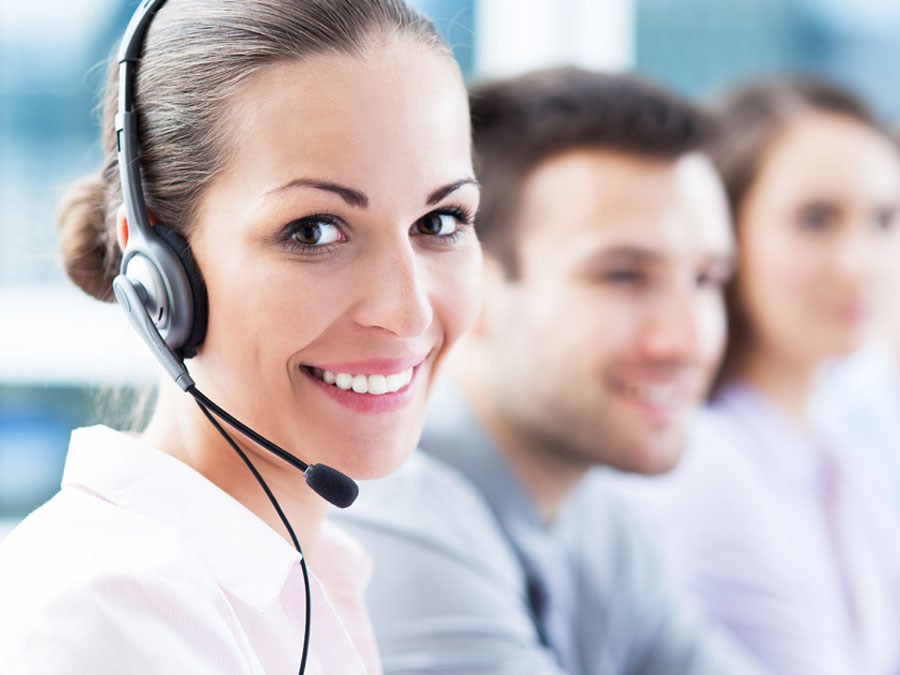 call center leader customer service team