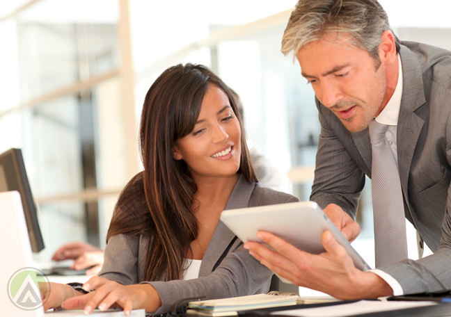 boss-instructing-female-employee