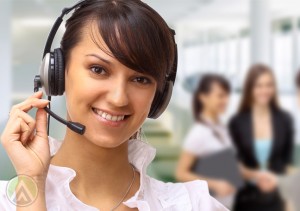 smiling-female-customer-service-call-center-agent2