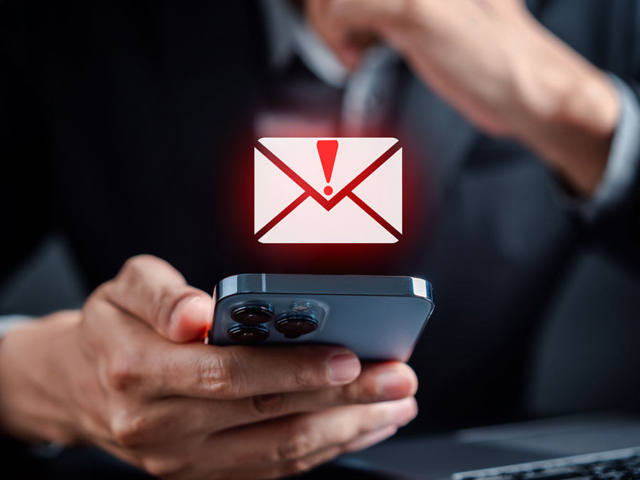 great customer service emails writing mistakes to avoid CX email fail errors
