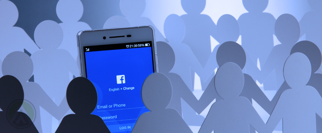 paper-human-figures-surrounding-smartphone-on-facebook