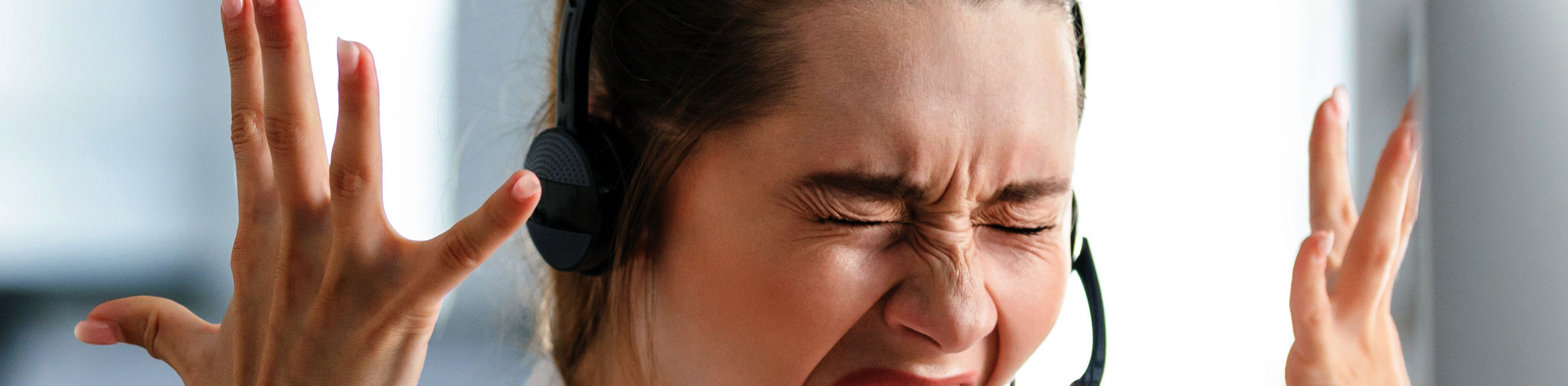 5 Tell-Tale Signs Your Call Center Agents Are Burning Out