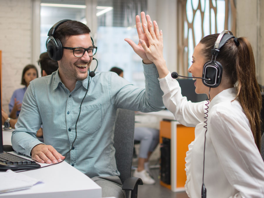 good call center leadership effect collaboration teamwork agents high five