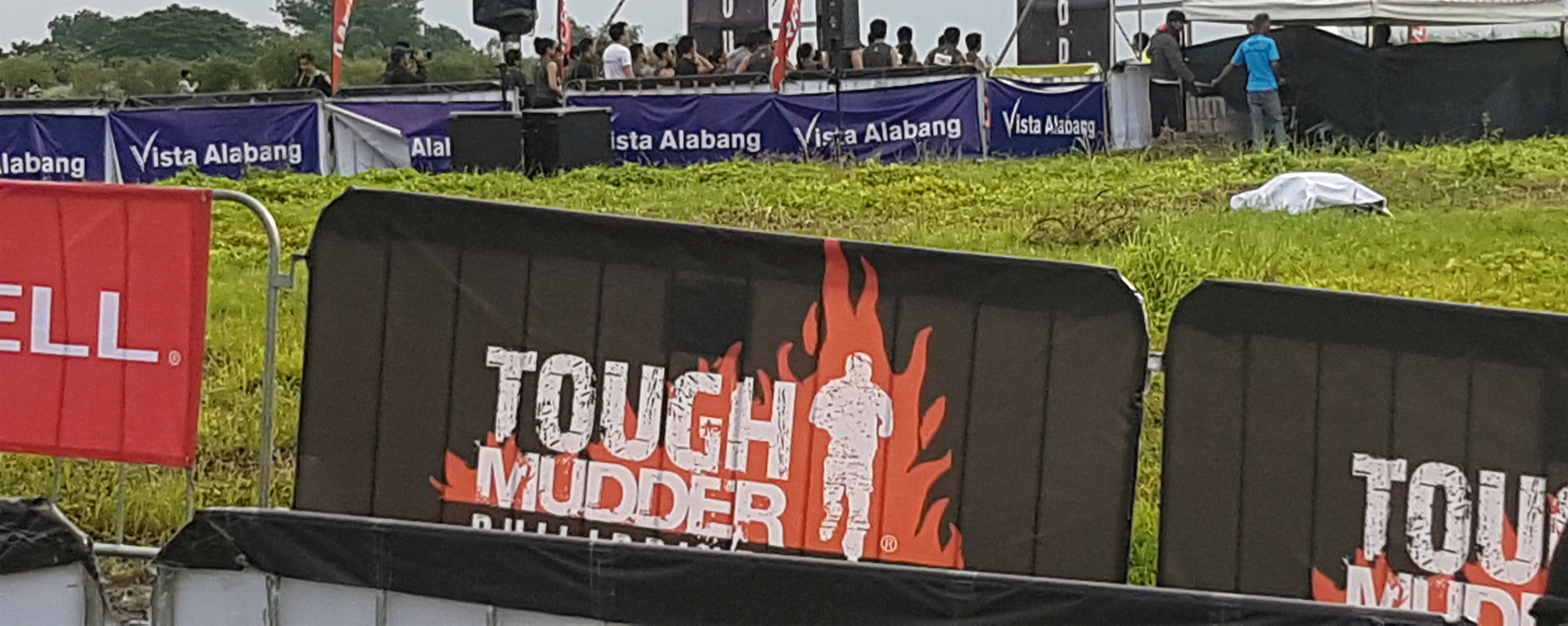 Open Access BPO employees tough it out on 1st Tough Mudder PH