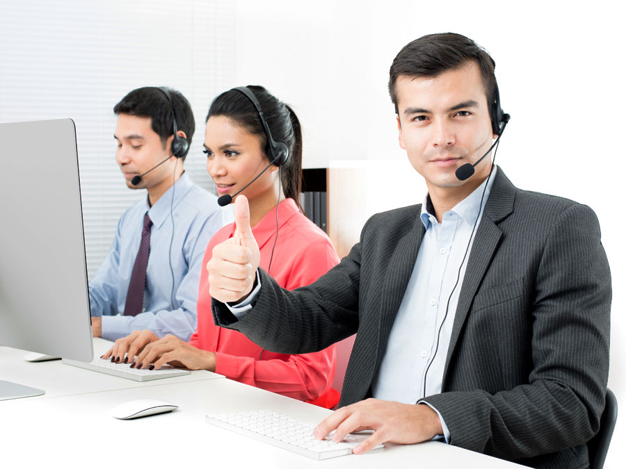 call center agents of customer experience team in customer support contact center