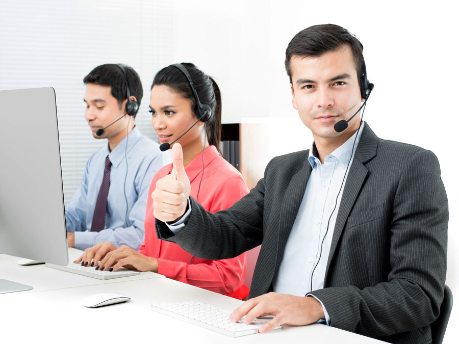 call center agents of customer experience team in customer support contact center