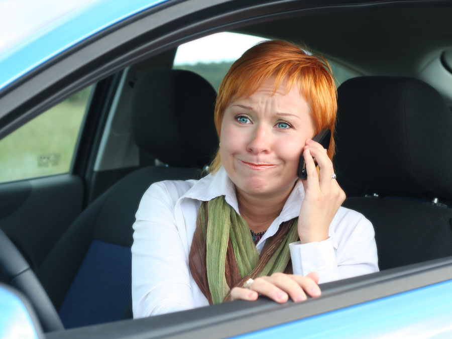 call center customer annoyed waiting in car