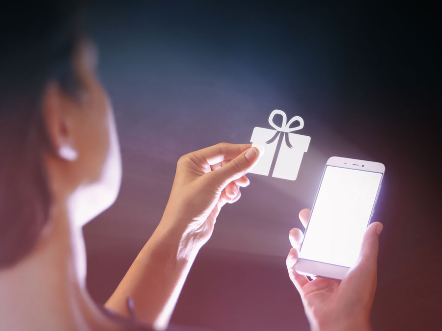 customer receiving gift via phone