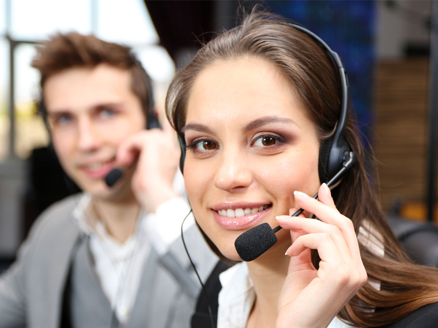 customer service agents team in call center 