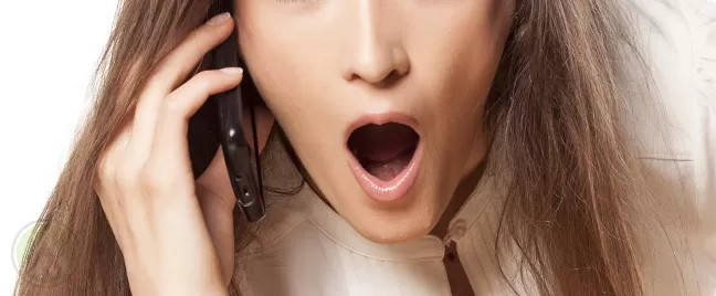 shock-female-customer-service-agent