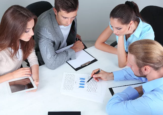 group-of-call-center-agents