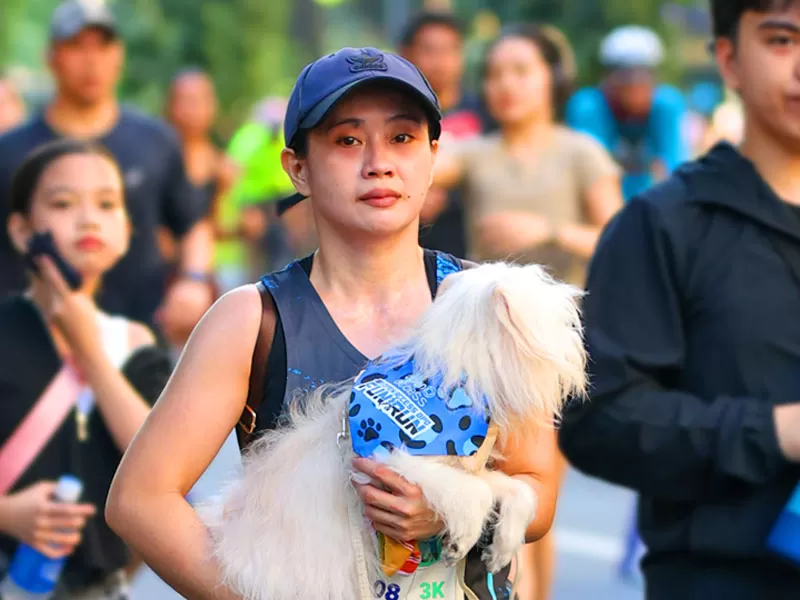 Open Access BPO Recruitment Specialist Grace, her kids, and their dog participate in the Open Access Fun Run